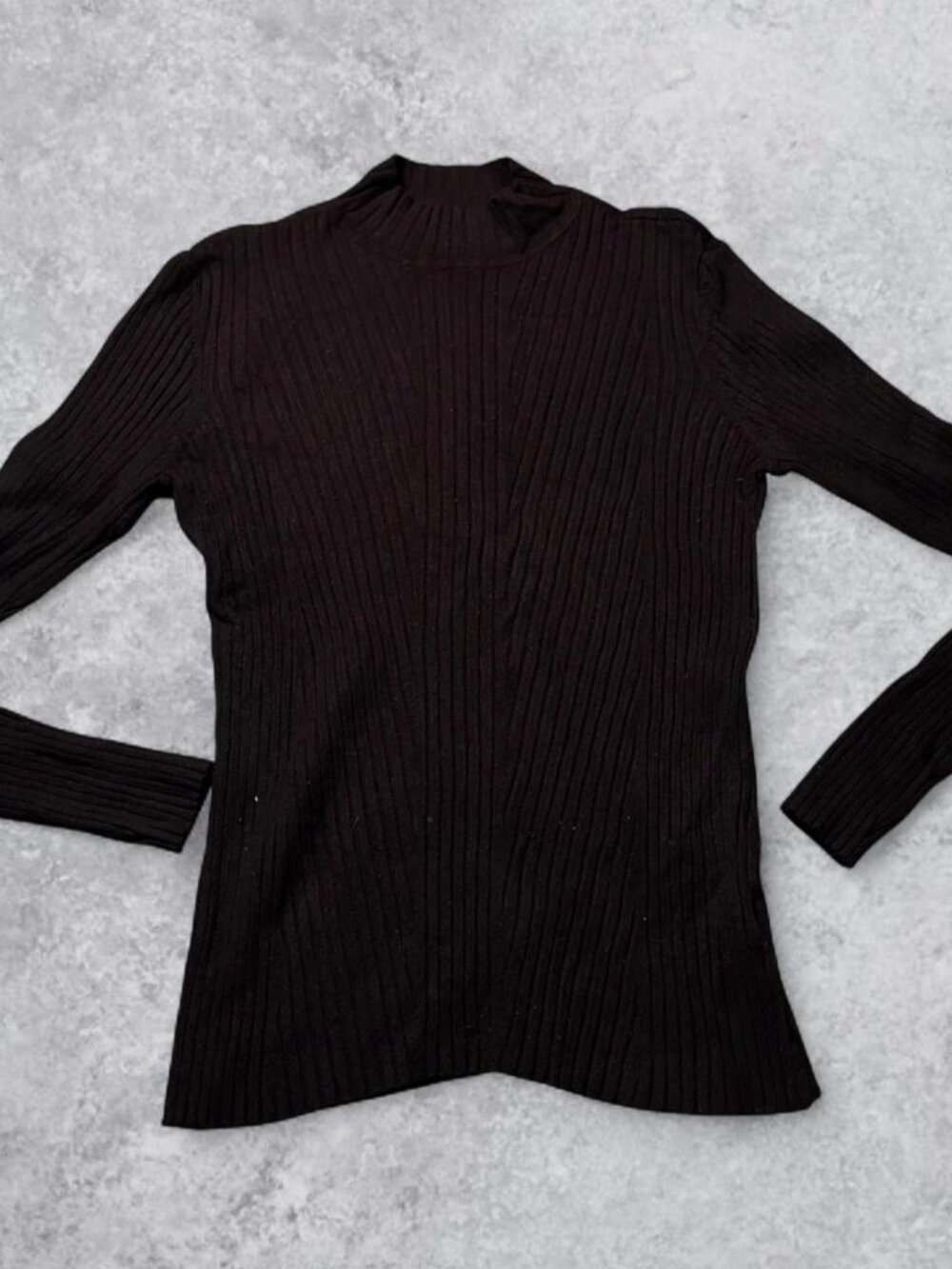 H&M black thick ribbed knit long sleeve top #ribbed #basics
